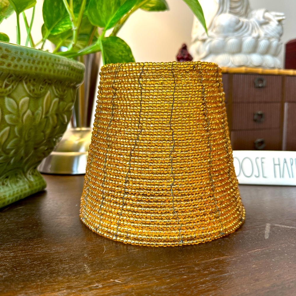 Beautiful Vintage Beaded Amber Glass Lampshade!